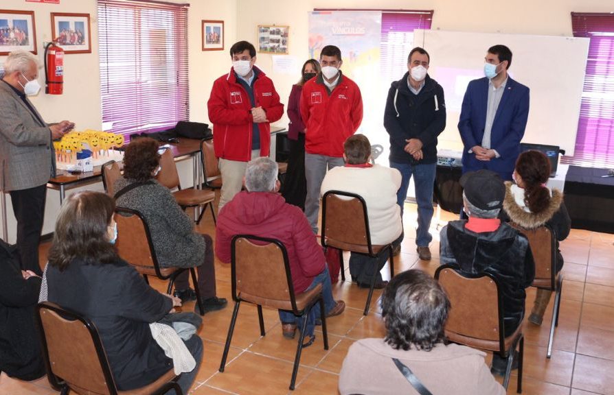 Autoridades realizaron encuentro con adultos mayores de Sagrada Familia