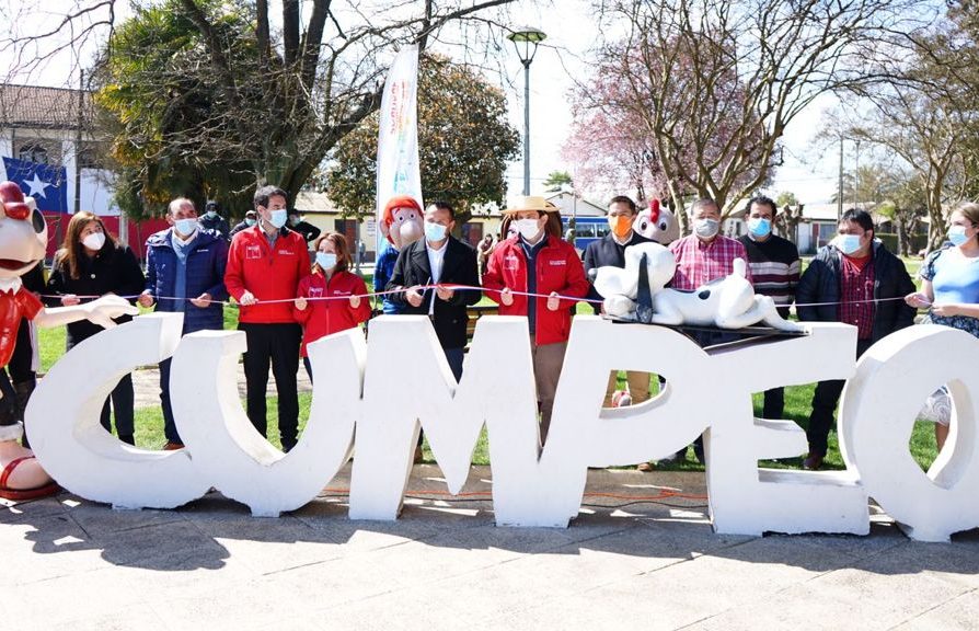 Inauguran mejoramiento en Plaza de Armas de Cumpeo en Río Claro