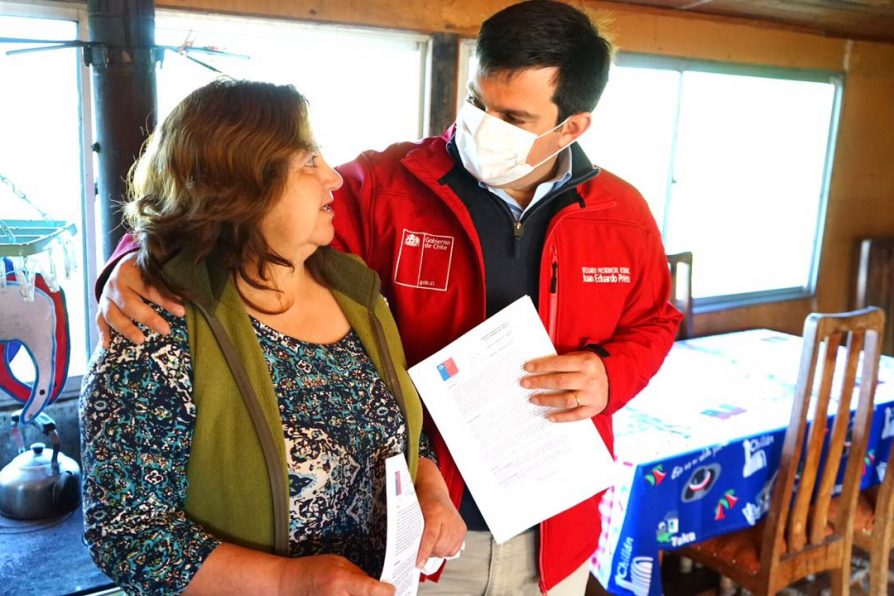 Benefician a joven talquina en situación de discapacidad con pensión de gracia