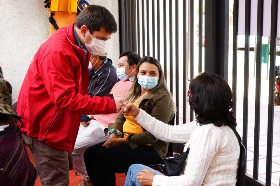 Mil cupos de empleo abrió el Programa Inversión en la Comunidad en el Maule