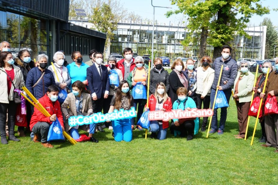 Adultos Mayores del Maule mejorarán su actividad física tras entrega de implementación deportiva