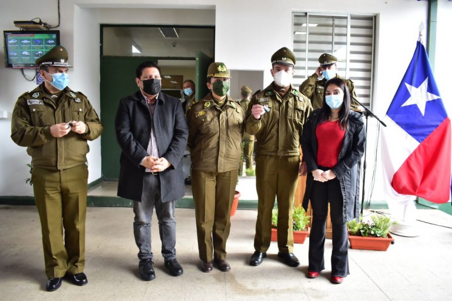 Gobierno Regional del Maule entrega 3 camionetas 4×4 a Carabineros de San Rafael y Talca