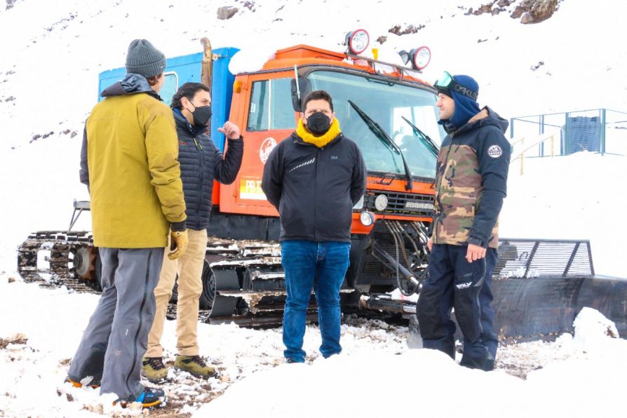 Decretan extensión del cierre de caminos cordilleranos del Maule