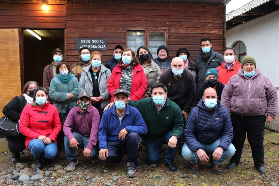 Programa Chile Apoya a tu Comuna dará solución de alumbrado y agua potable a vecinos de Villa Alegre