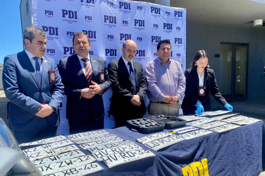 Investigación PDI y Fiscalía Sacfi permitió la recuperación de 20 vehículos con encargo por robo y la detención de 11 personas por receptación