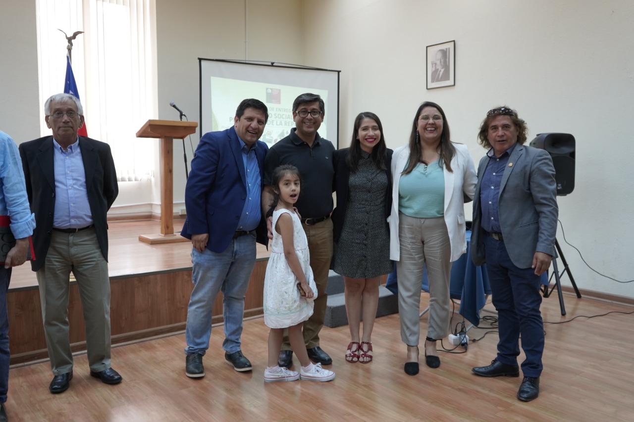 <strong>Organizaciones de Linares reciben Fondo Social Presidente de la República</strong>
