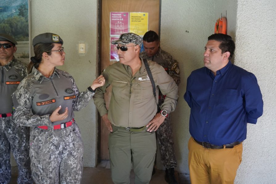 <strong>Autoridades agradecen a brigadistas forestales brasileños</strong>