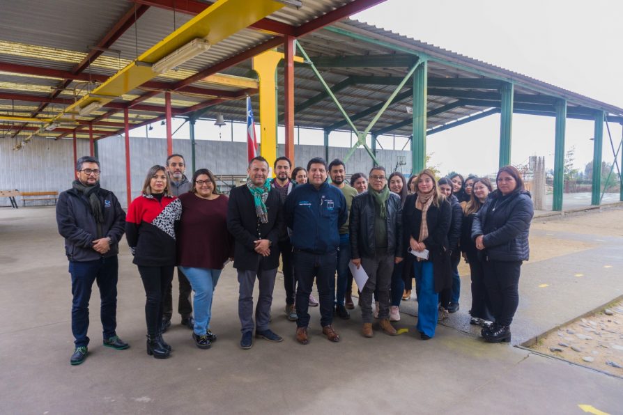 Escuela Odessa de Río Claro recibe aporte del Fondo Presidente de la República