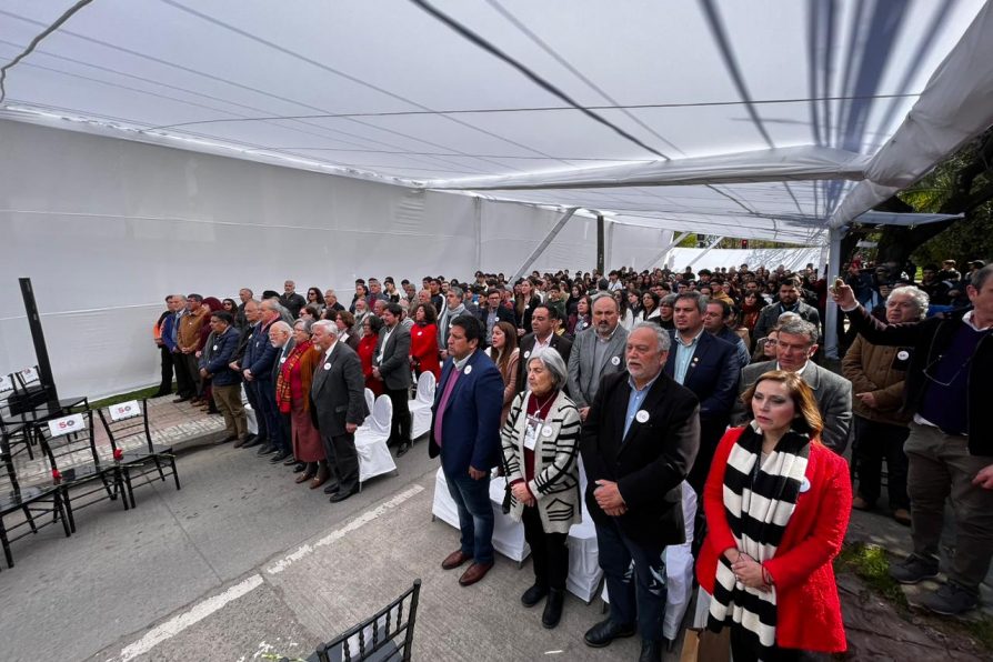 Más de 350 maulinos se reunieron para conmemorar a los 121 detenidos desaparecidos de la región