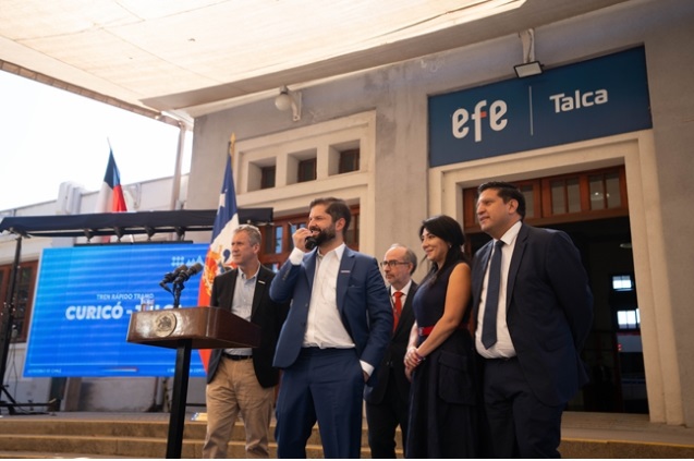 S.E. Presidente de la República, Gabriel Boric Font, inauguró el servicio de tren rápido Santiago – Talca