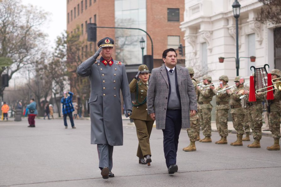 Delegado Aqueveque encabezó ceremonia de Juramento a la Bandera en Talca