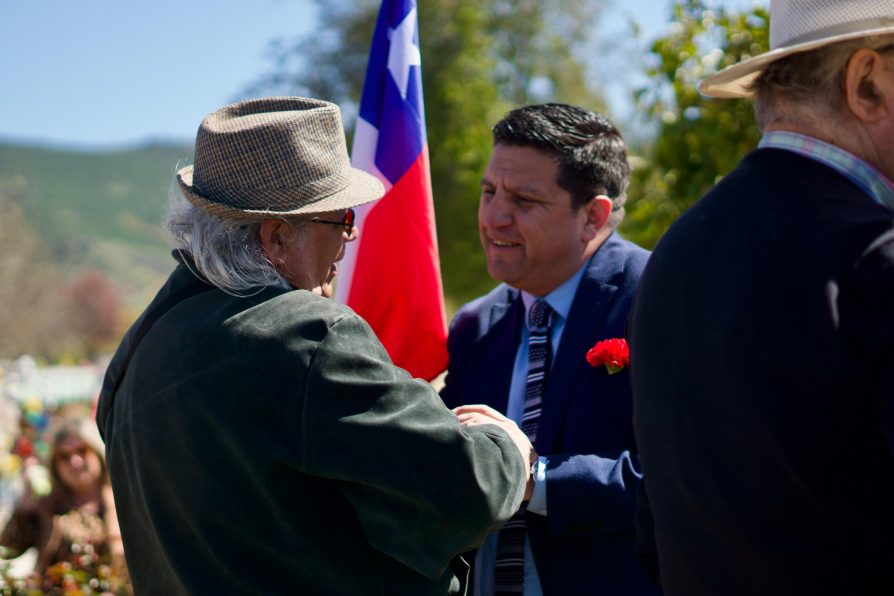 Fotonoticia: Con emotivo acto, delegado Aqueveque encabeza conmoración del Golpe Cívico-Militar