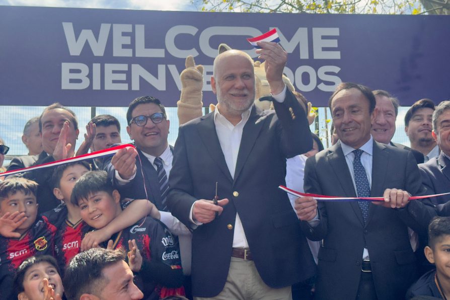 Autoridades de Gobierno reinauguran Estadio Fiscal de Talca tras las obras de remodelación realizadas con miras a la Copa Mundial de la FIFA Sub-20 Chile 2025TM