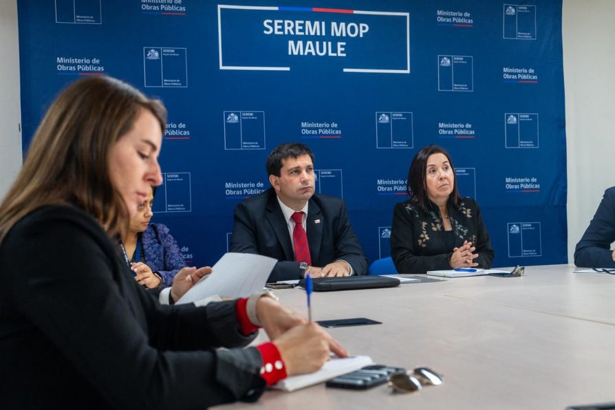 “Es prioridad para el Gobierno”: Delegado Presidencial lideracoordinación para acelerar entrega de hospitales en el Maule