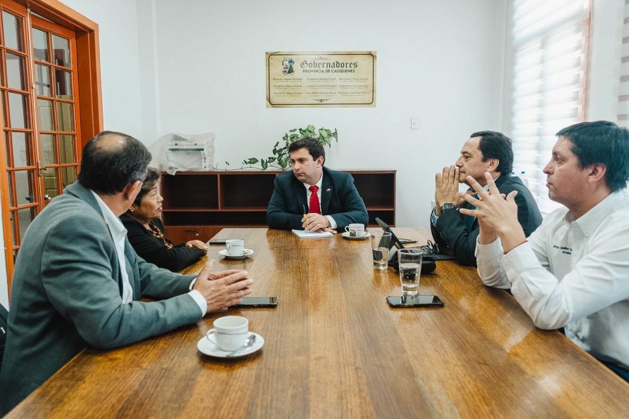 Delegado Prieto lidera coordinación con alcaldes del Maule Sur
