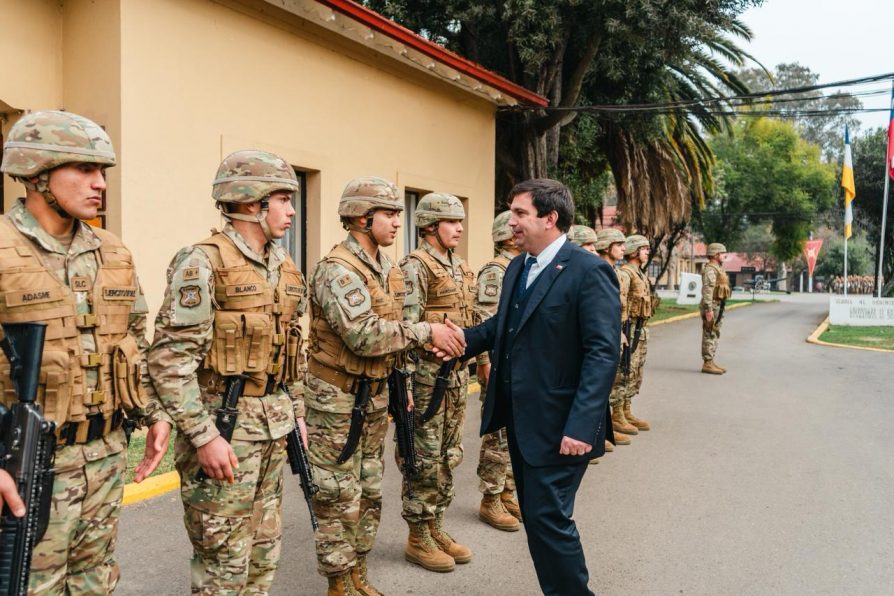 Delegado Presidencial y Ejército refuerzan despliegue por Plan Invierno