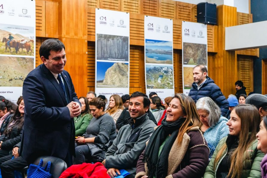 Del campo al mercado: programa que beneficia a 300 agricultores del Maule suma herramientas para vender mejor sus productos