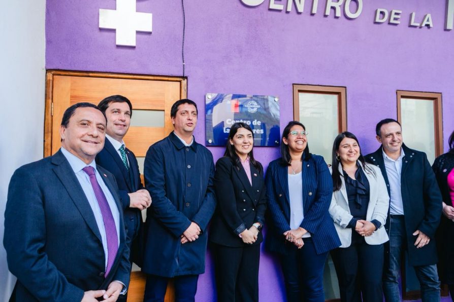 Gobierno y municipio de Cauquenes inauguran nueva modalidad del Centro de Mujeres que incorpora profesionales especializados en violencia de género grave o extrema