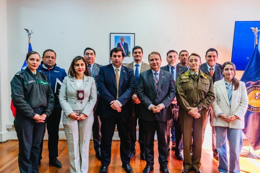 Director Nacional de Migraciones y Delegado Prieto refuerzan fiscalización y preparan nuevo sistema de visas para trabajadores temporeros en el Maule