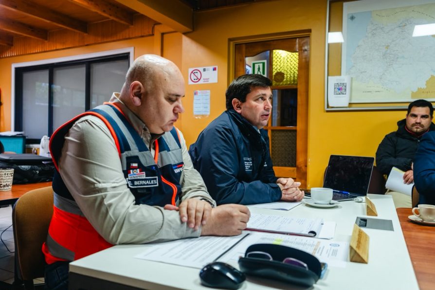Sistema frontal: Delegado Prieto encabeza mesa técnica y refuerza medidas preventivas en el Maule