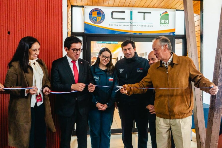 Liceo Bicentenario Agrícola de Yerbas Buenas – SNA Educa inaugura moderno Centro de Innovación y Tecnología
